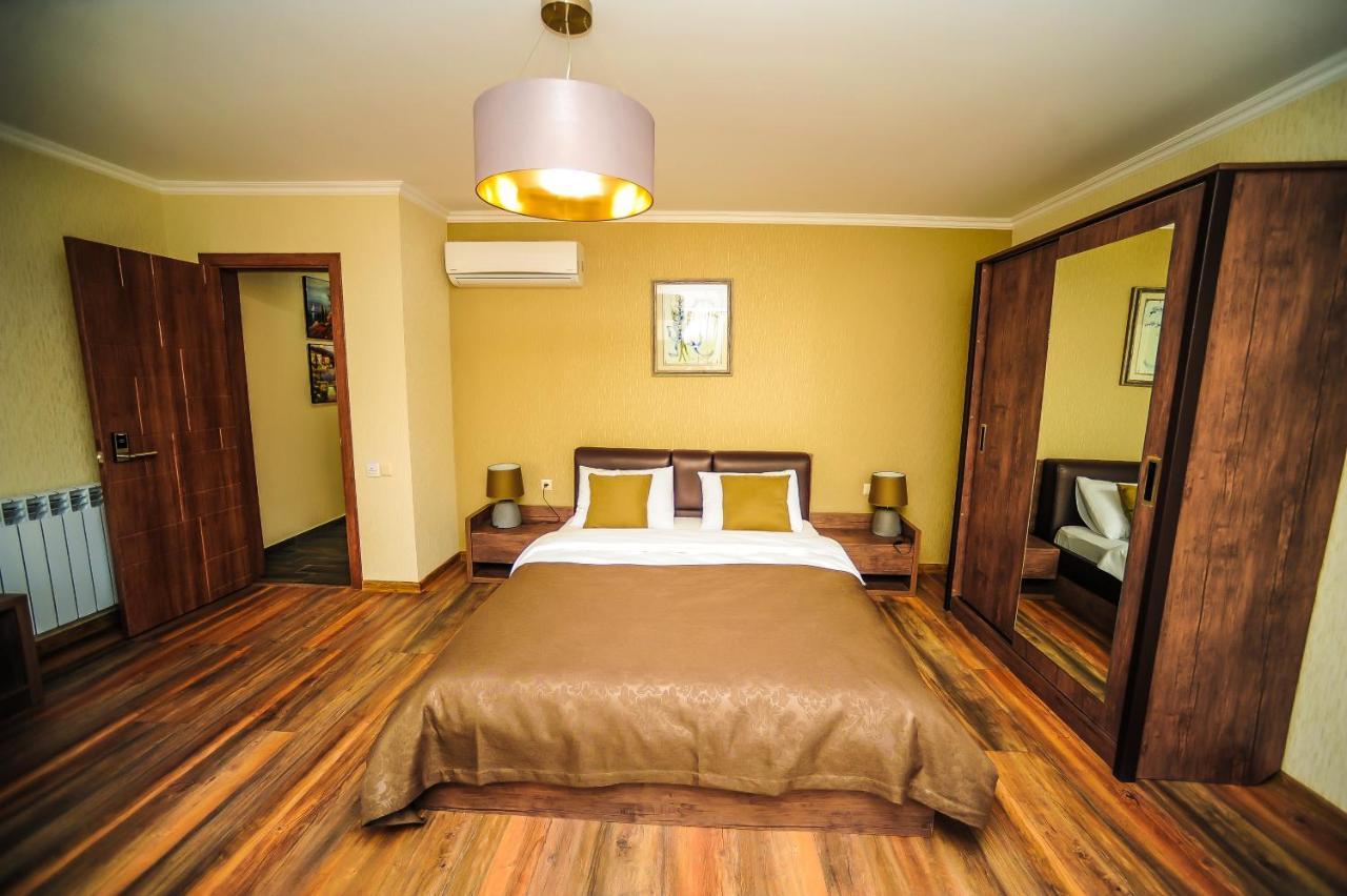 Hotel Hills Batumi Exterior foto